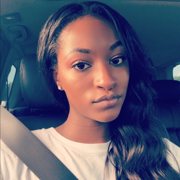 Meet your Posher, Alaysa - Picture 1 of 1